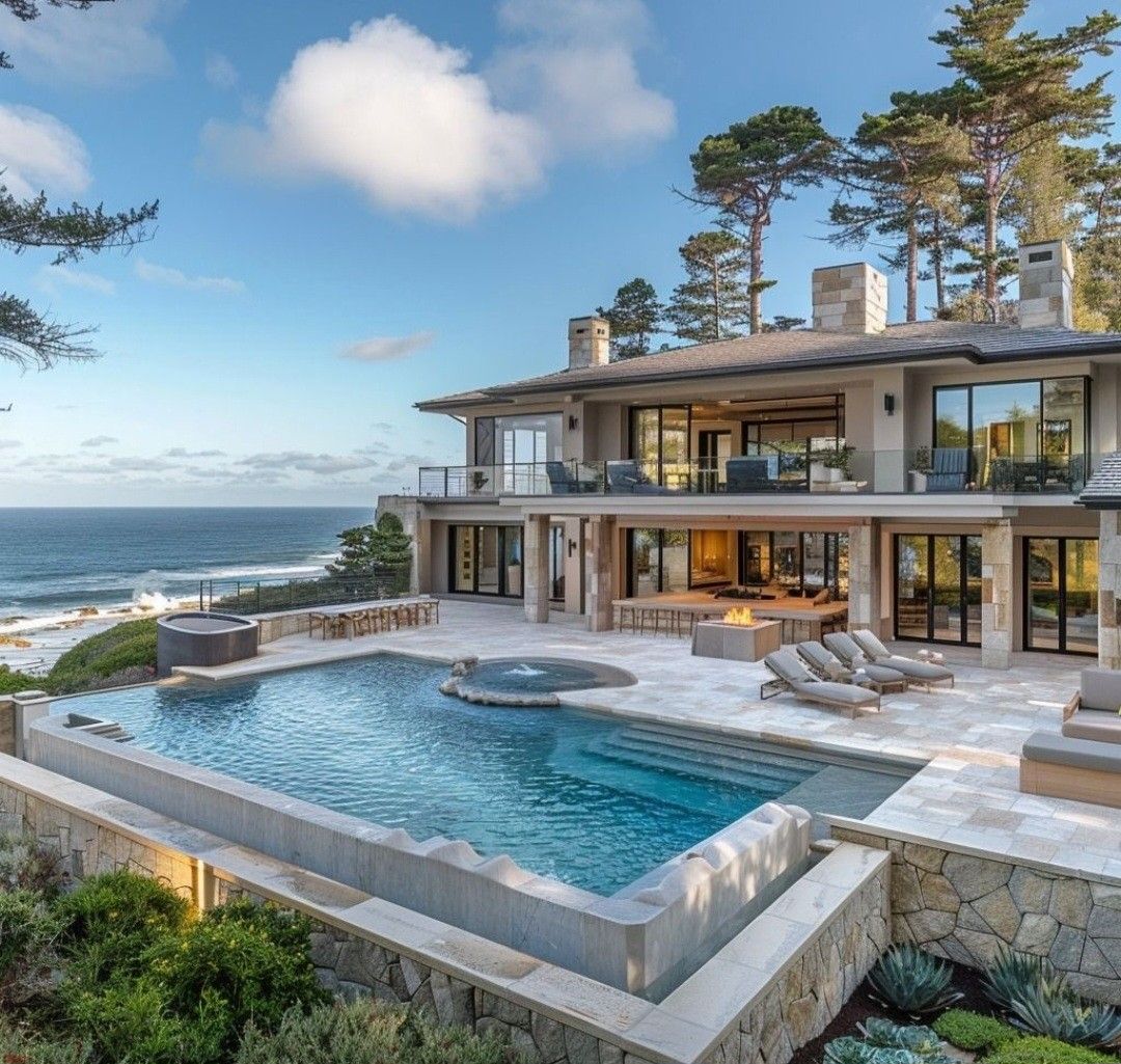 Modern Coastal Home with Infinity Pool and Expansive Ocean Views
